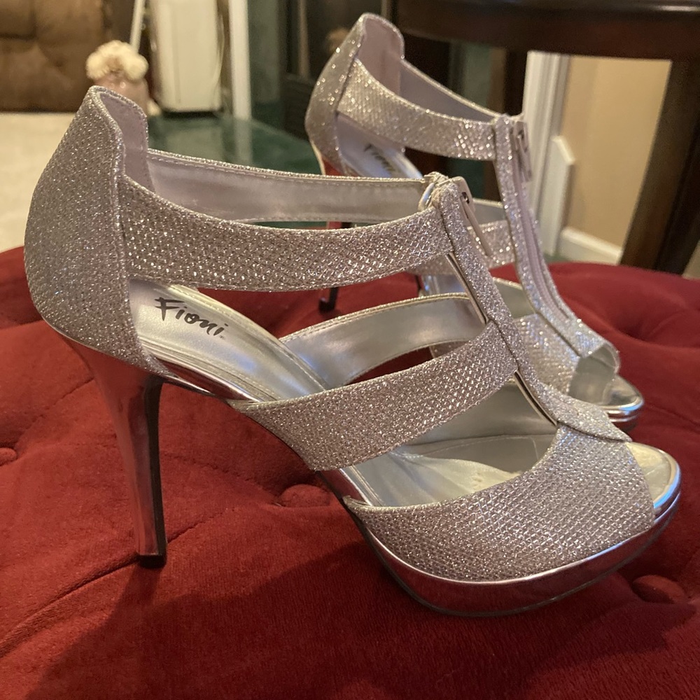 Women’s Fioni heels